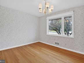 6104 Robinwood Road, Bethesda MD 20817