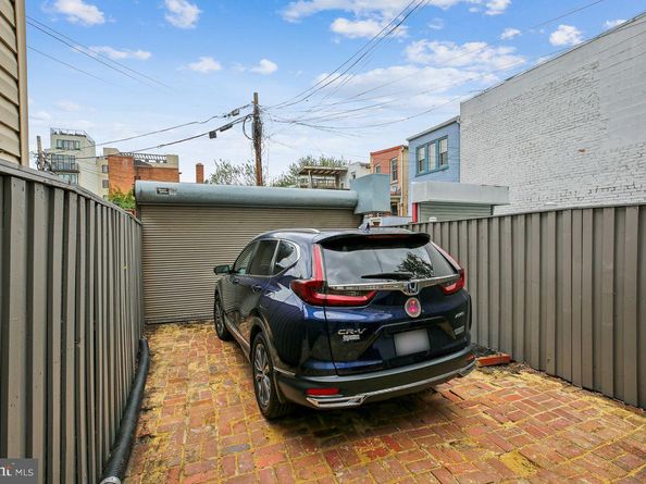 1124 G Street NE, Washington DC 20002