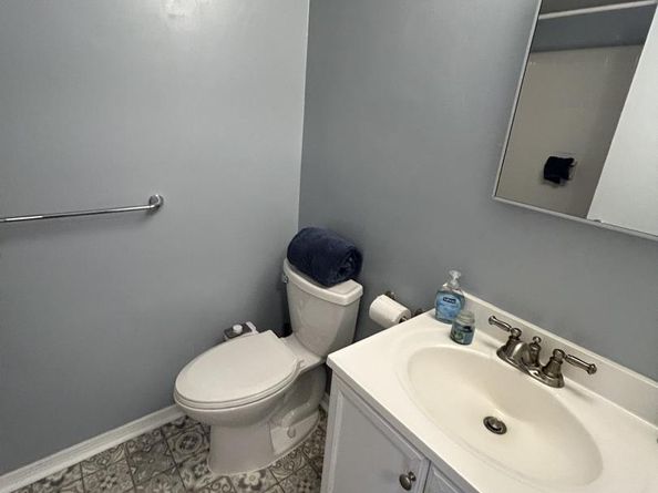 5340 Holmes Run Parkway 706, Alexandria VA 22304