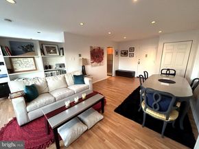 5340 Holmes Run Parkway 706, Alexandria VA 22304