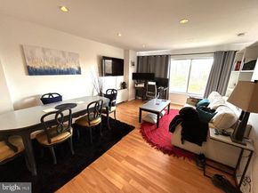 5340 Holmes Run Parkway 706, Alexandria VA 22304