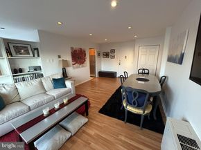 5340 Holmes Run Parkway 706, Alexandria VA 22304