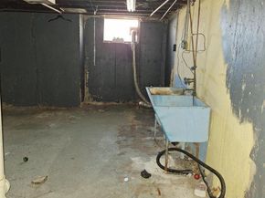 919 Sharon Avenue, Sharon Hill PA 19079