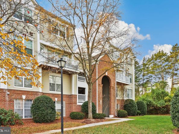 21845 Baldwin Square 101, Sterling VA 20164