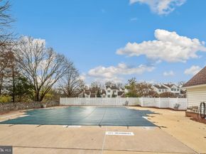 21845 Baldwin Square 101, Sterling VA 20164