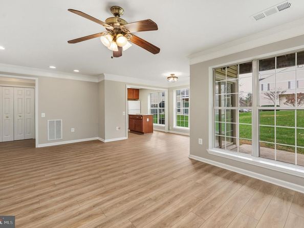 21845 Baldwin Square 101, Sterling VA 20164