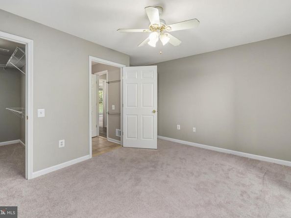 21845 Baldwin Square 101, Sterling VA 20164