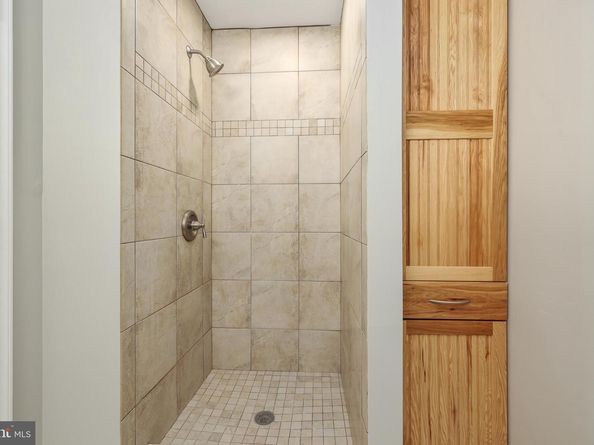 21845 Baldwin Square 101, Sterling VA 20164