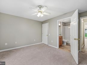 21845 Baldwin Square 101, Sterling VA 20164