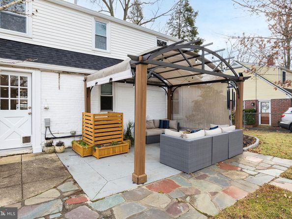 1305 University Avenue, Morton PA 19070