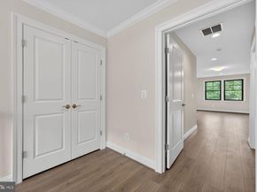 613 Blackstone Terrace NW, Vienna VA 22180