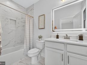 613 Blackstone Terrace NW, Vienna VA 22180