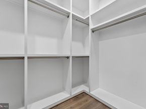 613 Blackstone Terrace NW, Vienna VA 22180