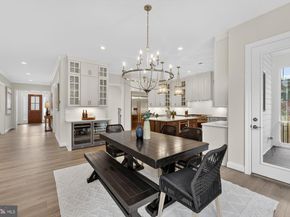 613 Blackstone Terrace NW, Vienna VA 22180