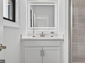 613 Blackstone Terrace NW, Vienna VA 22180