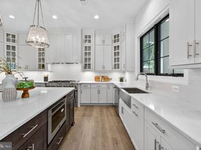 613 Blackstone Terrace NW, Vienna VA 22180