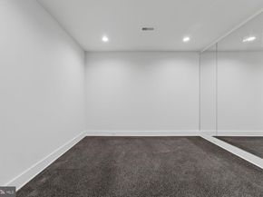 613 Blackstone Terrace NW, Vienna VA 22180