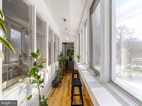 919 Laburnum Lane, Wyncote PA 19095