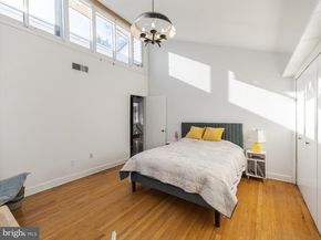 919 Laburnum Lane, Wyncote PA 19095