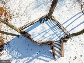 919 Laburnum Lane, Wyncote PA 19095