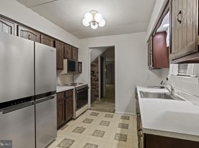 13020 Kelvin Avenue, Philadelphia PA 19116