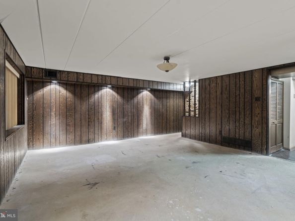 13020 Kelvin Avenue, Philadelphia PA 19116