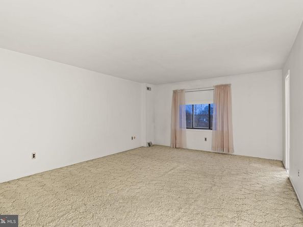 13020 Kelvin Avenue, Philadelphia PA 19116