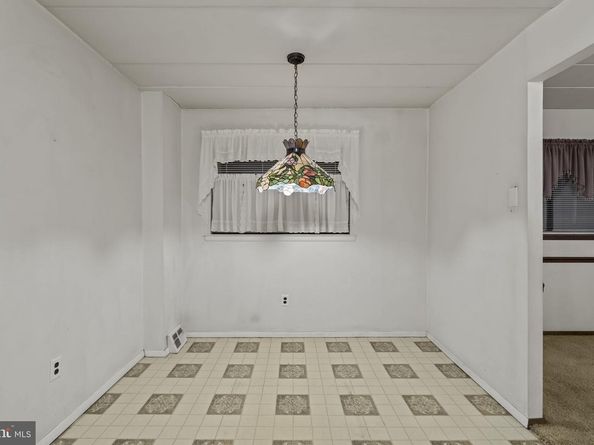 13020 Kelvin Avenue, Philadelphia PA 19116