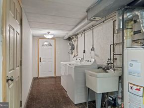 13020 Kelvin Avenue, Philadelphia PA 19116