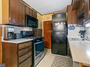 4245 J Street, Philadelphia PA 19124