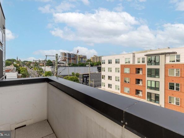 2310 4TH Street NE 14, Washington DC 20002