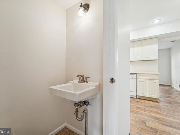 2469 Ginger Court, Bensalem PA 19020