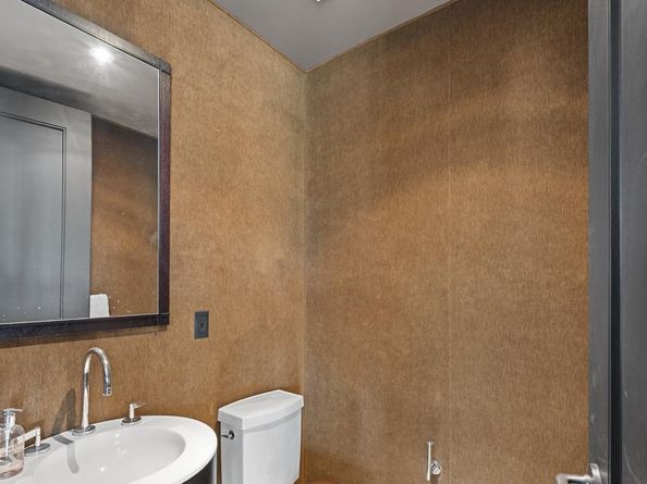 3303 Water Street NW 7E, Washington DC 20007