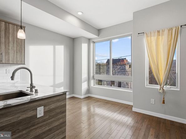 711 W Montgomery Avenue, Philadelphia PA 19122