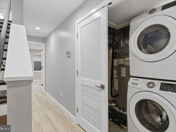 711 W Montgomery Avenue, Philadelphia PA 19122