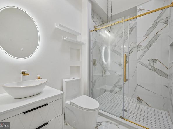 846 S 58TH Street, Philadelphia PA 19143