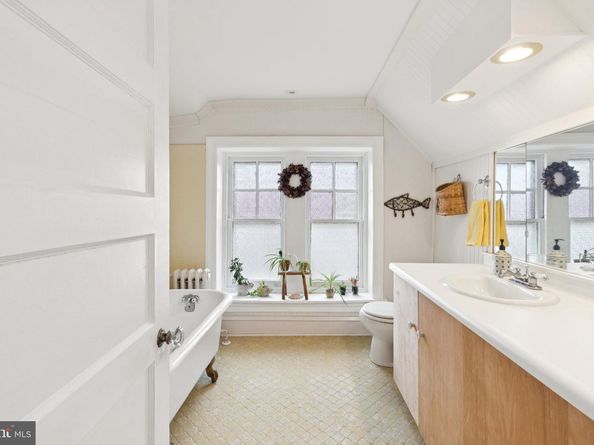 7725 Ardleigh Street, Philadelphia PA 19118