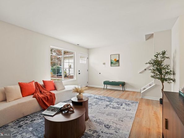 4445 Ernie Davis Circle, Philadelphia PA 19154