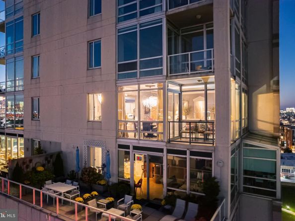901 N Penn Street P1501, Philadelphia PA 19123