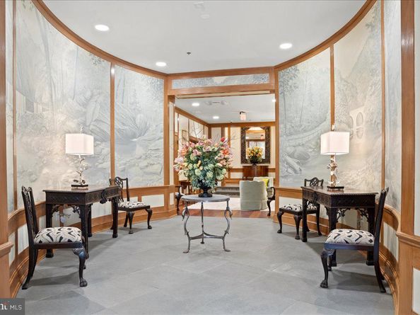1 W Hartwell Lane PH1, Philadelphia PA 19118