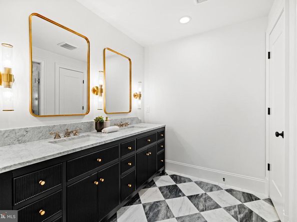 1010 I Street NE, Washington DC 20002