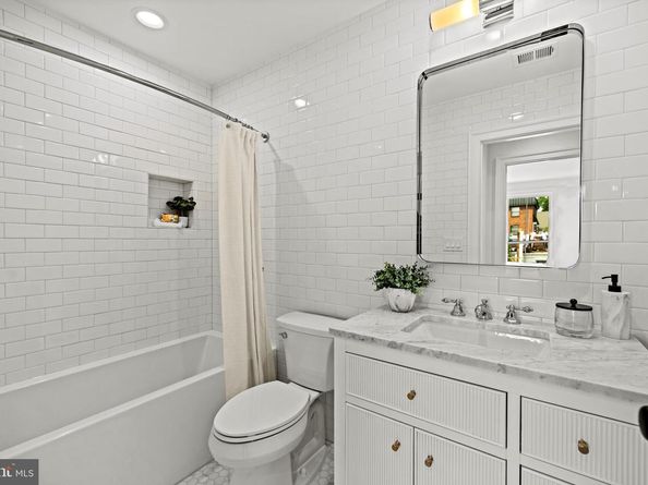 1010 I Street NE, Washington DC 20002