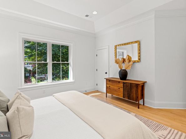 1010 I Street NE, Washington DC 20002