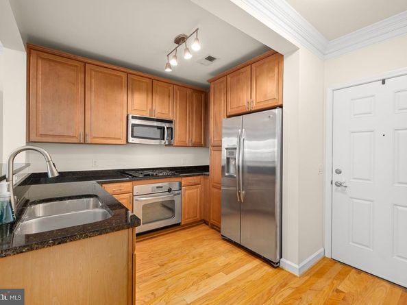 2101 N Monroe Street 307, Arlington VA 22207