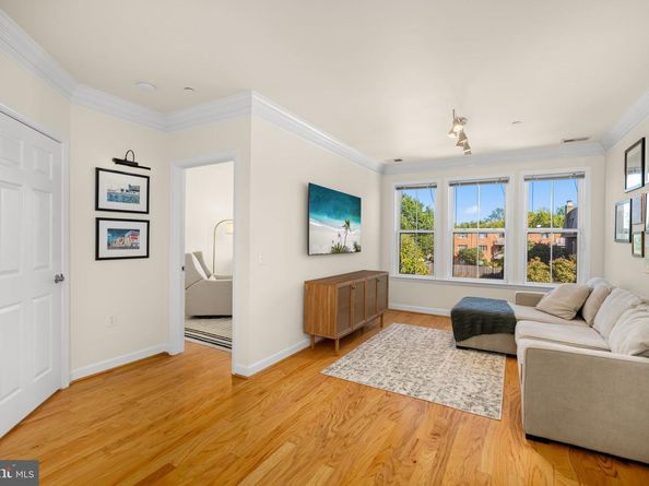 2101 N Monroe Street 307, Arlington VA 22207
