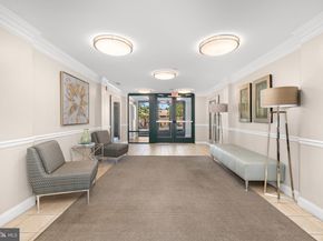 2101 N Monroe Street 307, Arlington VA 22207