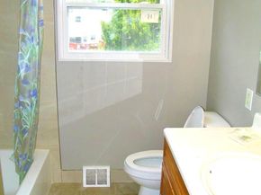 8945 Haven Place, Philadelphia PA 19152