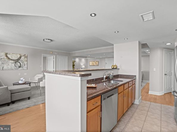 1220 N Fillmore Street 602, Arlington VA 22201