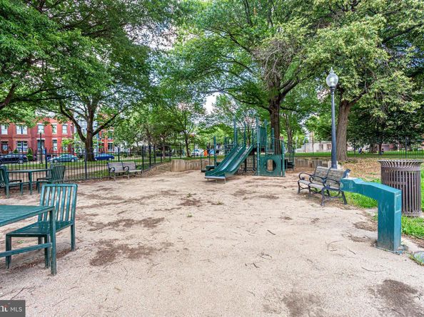 1410 C Street NE, Washington DC 20002