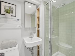 1725 34TH Street NW, Washington DC 20007